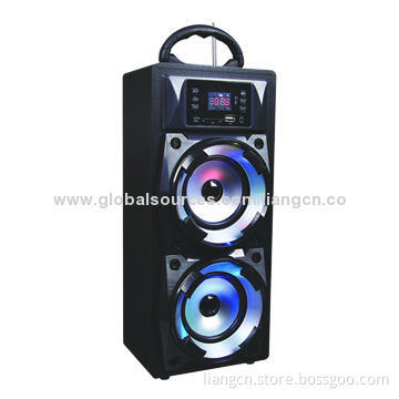 New design portable wooden FM radio speaker with Bluetooth optional, support Karaoke function
